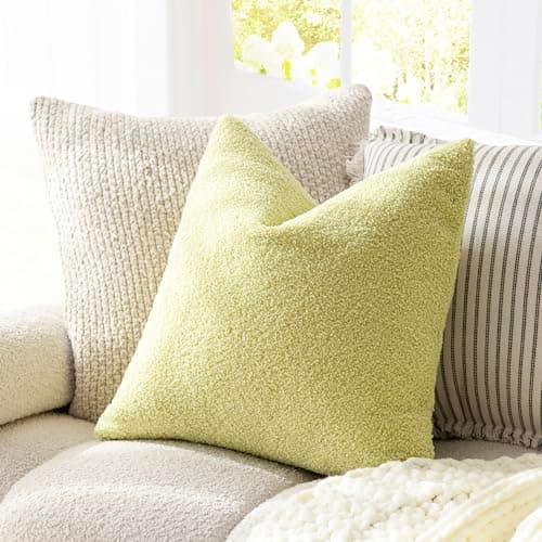 Pack of 2 Curly Faux Fur Decorative Throw Pillow Covers in Grass Green