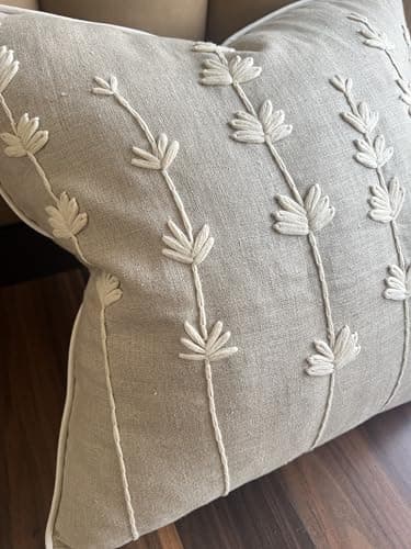 VAGMINE Hand Embroidered Daisy Accent Pillow Cover - 18x18 Inches - 100% Linen Decor - Boho Floral Couch Cushion