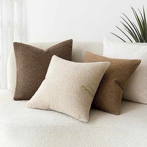 Foindtower Set of 2 Light Beige Faux Fur Throw Pillow Covers, 18 x 18 Inch Plush Cushion Cases for Living Room and Sofa
