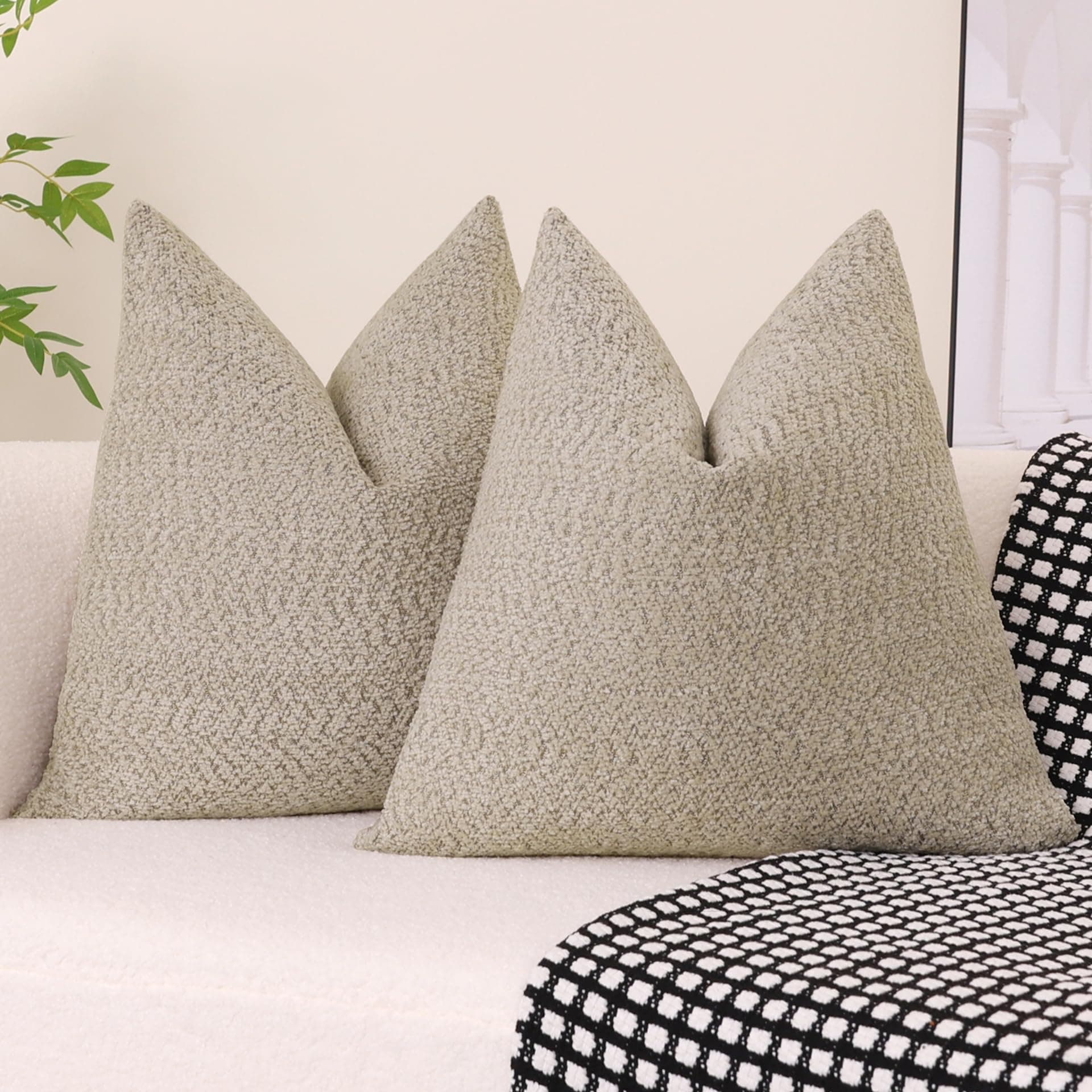 VOILYBIRD Beige 18x18 Inch Bouclé Throw Pillow Covers