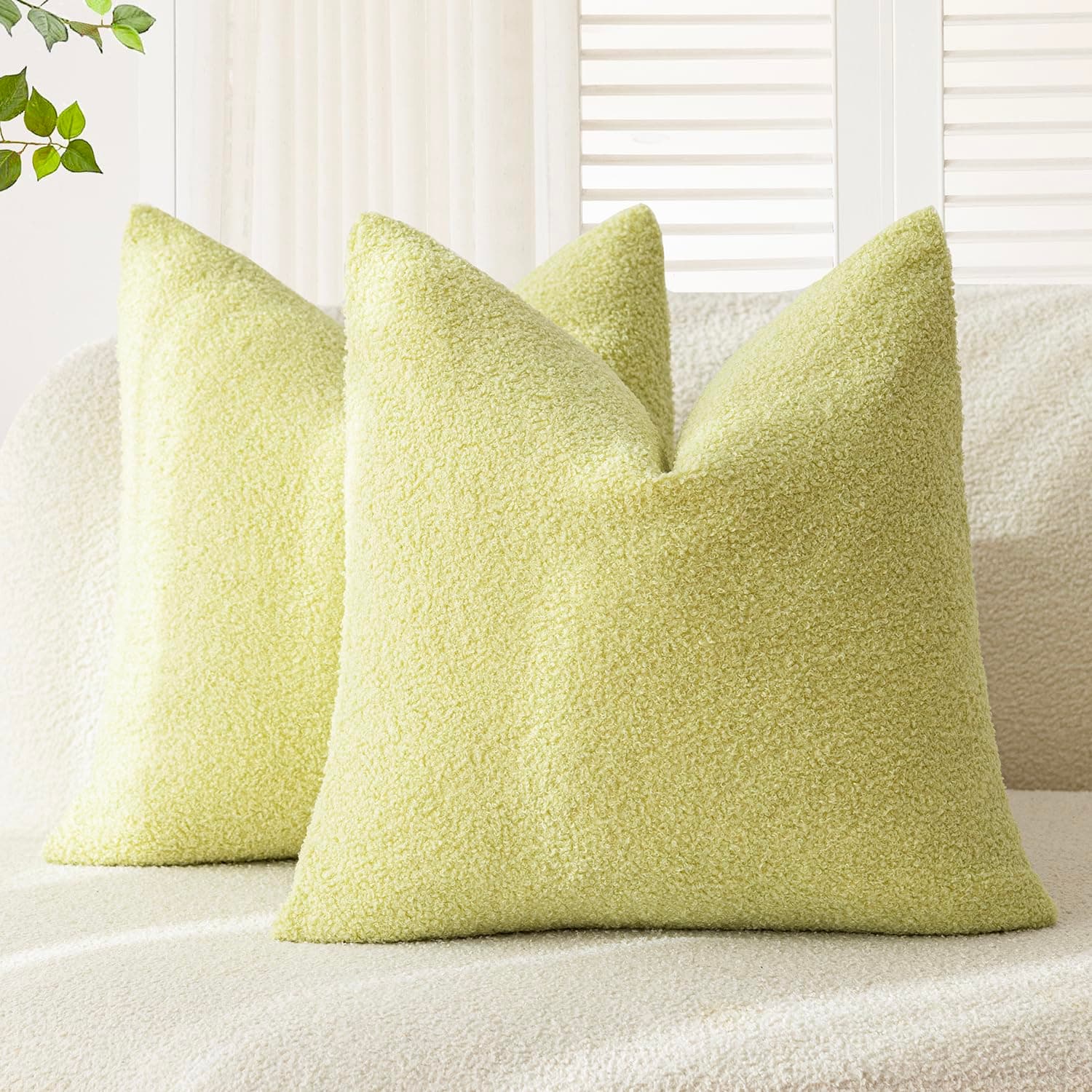 Pack of 2 Curly Faux Fur Decorative Throw Pillow Covers in Grass Green